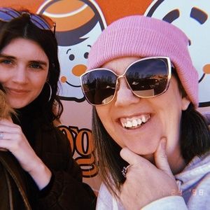 Meet your Posher, Blythe